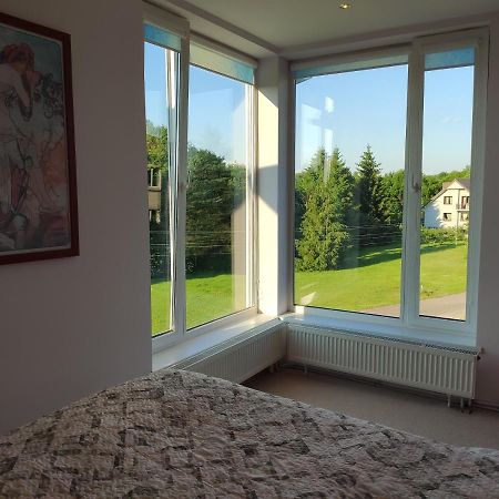 Spacious & Cozy Apartment With Forest View Zapyskis Exterior photo